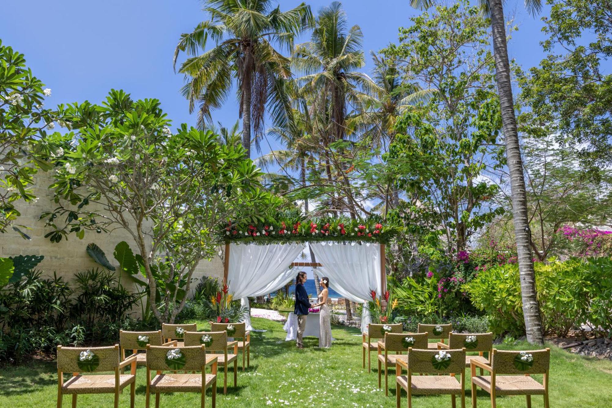 Semaya Beach Resort Tanglad Экстерьер фото